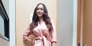 Aura Kasih Curhat Soal Berat Badannya yang Naik 5 Kilogram Sejak Positif Covid-19