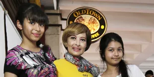 Aurelia Callista: Aku Pasti Jaga Mama, Coba Masakin Untuk Mama