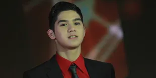 Aw! Al Ghazali Pamer Otot Kekar, Netizen Wanita Klepek-Klepek