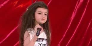 Awas, Suara Anak Ini Bisa Bikin Kamu Merinding dan Menangis!