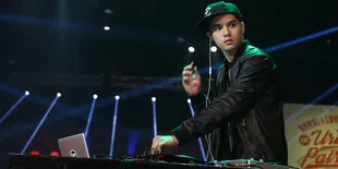 Awas Terpikat Dengan Pesona Kegantengan Al di Video Ini!