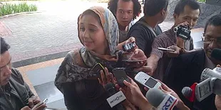 Ayu Azhari Sering Diajak Ahmad Fathanah Ketemu di Mal