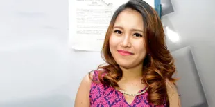 Ayu Ting Ting Gelar Aqiqah Putrinya