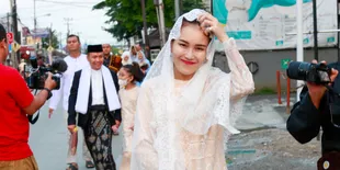 Ayu Ting Ting Sebut Bilqis Ingin Kurbankan Kambing Kesayangan Ayah Rozak