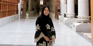 Ayu Ting Ting Ternyata Sempat Sakit Saat Ibadah Umrah, Ini Penyebabnya...