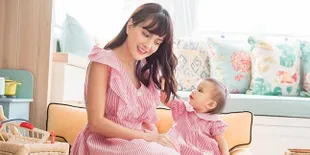 Baby Claire Tertidur Dengan Kepala Miring di Kursi, Netizen Soroti Leher Karena Takut Nanti Sakit Saat Bangun