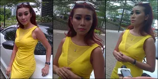 Baby Sexyola: Foto Bareng Itu Wajar!