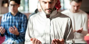 Bacaan Doa Sholat Dhuha Beserta Arti, Pahami Juga Tata Cara Agar Mendapat Keutamaannya