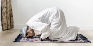 Bacaan Niat Sholat Tahajud dan Doa Setelahnya, Hafalkan Agar Makin Khusyuk Beribadah