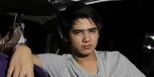 Badan Makin Kurus, Ada Apa Dengan Aliando Syarief?