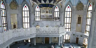 Bagaimana Rasanya Beribadah di Masjid Paling Dingin Sedunia?