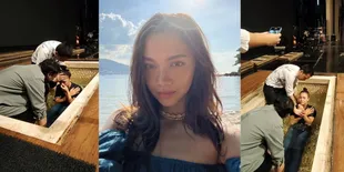 Bagikan Momen Pembaptisan Dirinya, Angela Gilsha Mantap Mendalami Agama Kristen - Sebelumnya Sempat Ngaku Agnostik