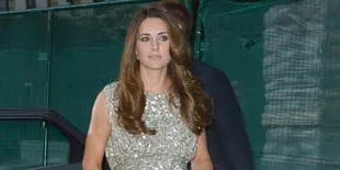Baju 'Lubang-Lubang', Kate Middleton Tetap Cantik Sempurna