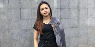 Banting Setir Layaknya Jirayut, Rara LIDA Jajal Profesi Pembawa Acara