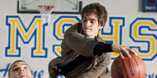 Banyak Omong, Andrew Garfield Dipecat Dari 'SPIDER-MAN'?