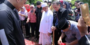 Banyaknya Pemberitaan Miring, Opick Bersaksi Jika Almarhumah Istrinya Orang Mulia