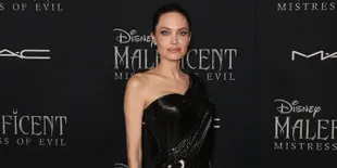 Baru Sebulan Ditinggal Maddox Kuliah di Korea, Angelina Jolie Kangen &#38; Ajak Ketemu
