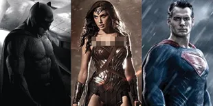 Batman Versi Ben Affleck, Menatap Superman Lalu Goda Wonder Woman