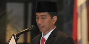 Bayar Zakat 45 Juta, Ini Pendapatan Setahun Presiden Jokowi