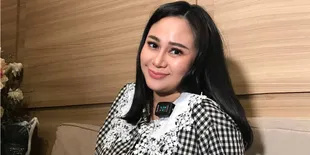 Bayinya Disumpahi Cacat, Denise Chariesta: Untungnya Puji Tuhan Sehat