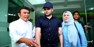 Bebas Dari Rehabilitasi, Ridho Rhoma Diperbolehkan Pulang ke Rumah