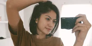 Beda dengan Karakternya di 'BUKU HARIAN SEORANG ISTRI', Ini OOTD Hana Saraswati Pamer Gaya Sporty!