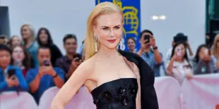 Bedak Tidak Rata, Wajah Nicole Kidman Jadi Belepotan