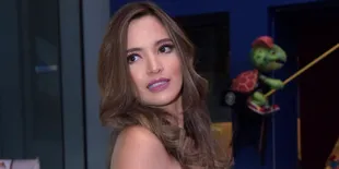 Begini Dandanan Cantik Nia Ramadhani Saat Halloween Party Tahun Ini