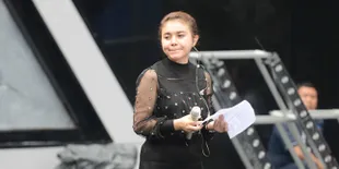 Begini Rencana Liburan Rossa Bareng Anak Semata Wayangnya