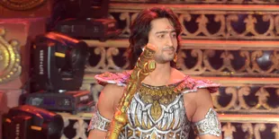 Belajar Bahasa Indonesia, Shaheer Sheikh Dibekali Buku Ini