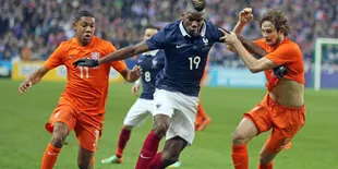Belanda vs Perancis,  Perang Bintang Bertajuk Persahabatan