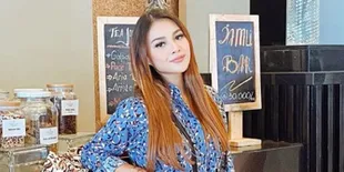 Beli Bedak Buatan Jepang Seharga Rp1,3 Juta, Aurel Hermansyah: Kayak Langsung Cantik Dari Lahir