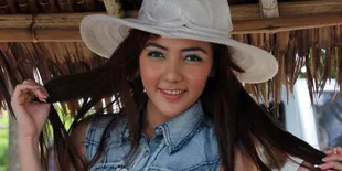 Bella Shofie: KapanLagi.com® Has The Best Photos!