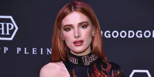 Bella Thorne Juga Mengaku Pernah Jadi Korban Pelecehan Seksual