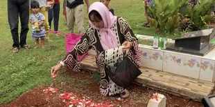 Belum Berani Kunjungi Rumah Mendiang Ibunda, Kalina Ocktaranny: Belum Siap Aja