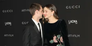 Belum Genap Satu Tahun Melahirkan, Miranda Kerr Kembali Hamil
