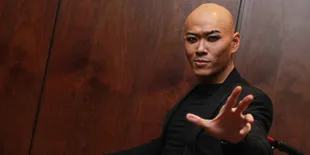 Belum Pensiun, Ini Alasan Deddy Corbuzier Mundur Dari Sulap