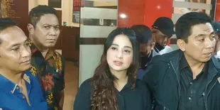 Belum Temui Kesepakatan Berdamai, Ibunda Dewi Perssik Sakit Hati Dewi Perssik Difitnah