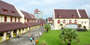 Benteng Fort Rotterdam, Spot Liburan Wajib Saat ke Makassar