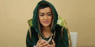 Berangkat Umrah, Rasa Sakit Julia Perez Tiba-Tiba Hilang