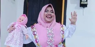 Berkah Endorse, Kekeyi Beli Motor Baru 17 Juta Cash &#38; Hadiahkan Kepada Sang Ibu