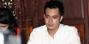 Berkas P21, Eza Gionino Diserahkan ke Kejari