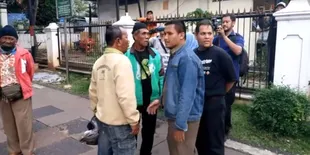 Berkendara di Trotoar, Pemotor Ancam Gerakan Protes Pejalan Kaki