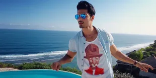 Berlagak Kaya Raya, Vin Rana Modis Menaiki Rickshaw