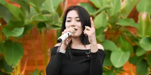Berlliana Lovell Ungkap Pernah Jadi Pengamen Jalanan: Itu Momen yang Paling Bahagia