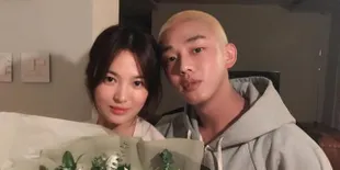 Bersahabat Dekat, Song Hye Kyo Tunjukkan Dukungannya untuk Yoo Ah In di Film '#ALIVE'