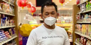 Bersama 500 Pekerja Seni dan Budaya, Hanung Bramantyo Lakukan Vaksinasi Covid-19 di Yogyakarta