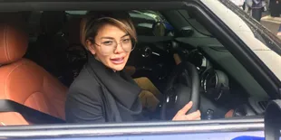 Berseteru dengan Dipo Latief, Nikita Mirzani Tak Kapok Menikah Siri