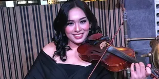 Bersuara Merdu dan Piawai Main Biola, Mia Ismi Luncurkan Karya Solo Perdana