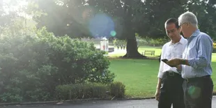 Bertandang ke Sydney, Jokowi Buat Kuis Berhadiah Sepeda Lagi?